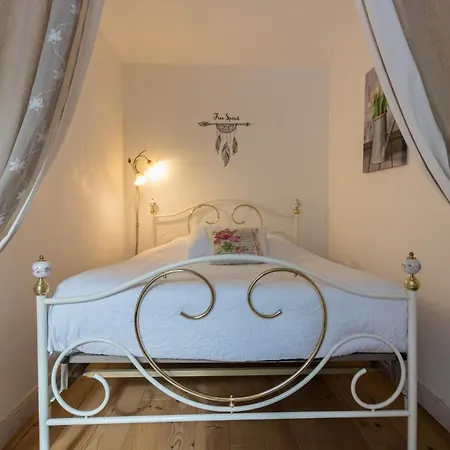 Domaine De La Fee De L'eau - Les Fees 度假居 *